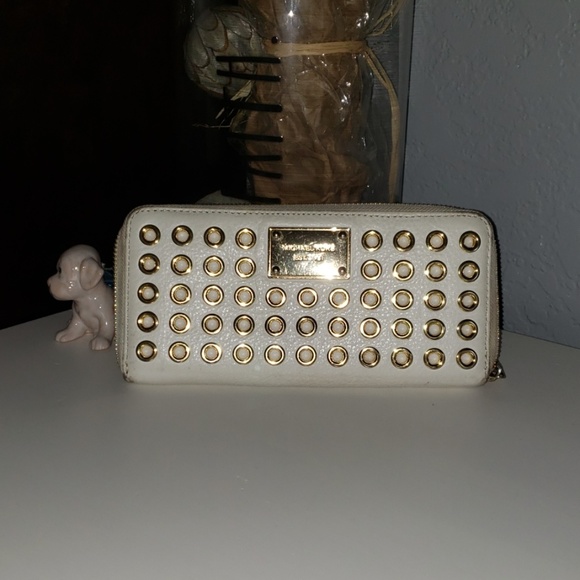 Michael Kors wallet - Picture 1 of 4